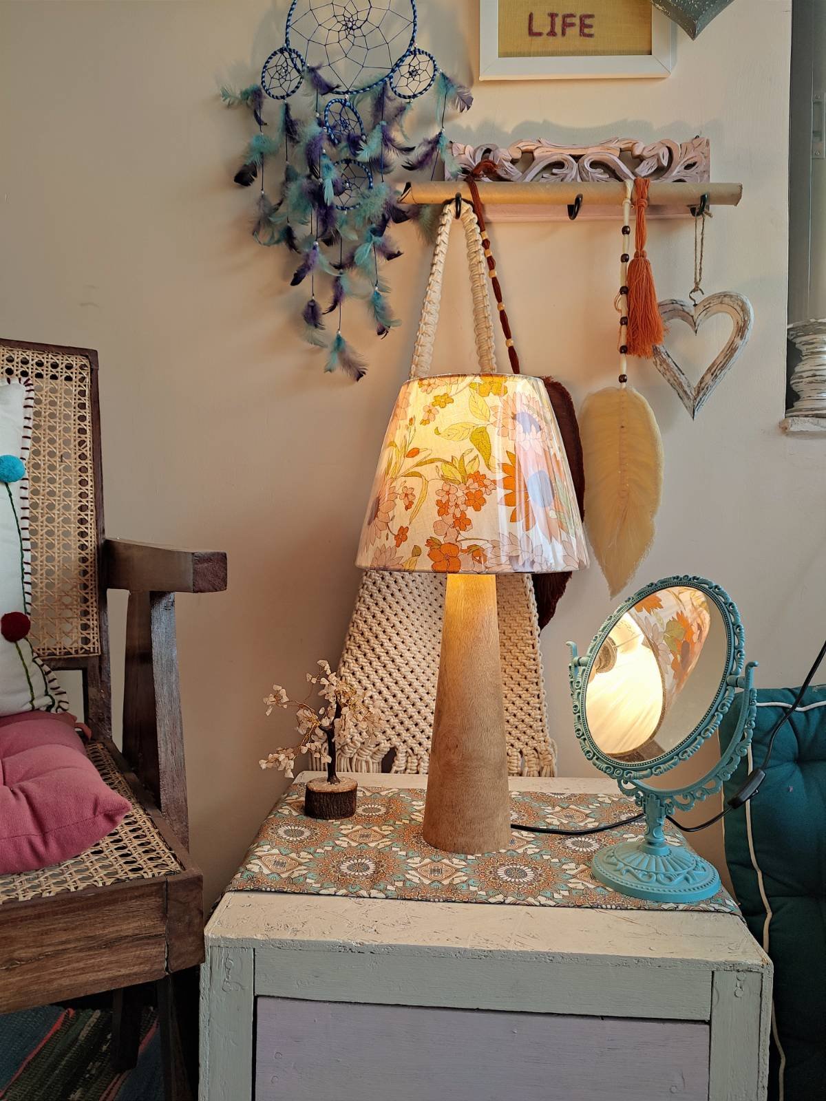 Noren- Natural Wooden Finish Table Lamp